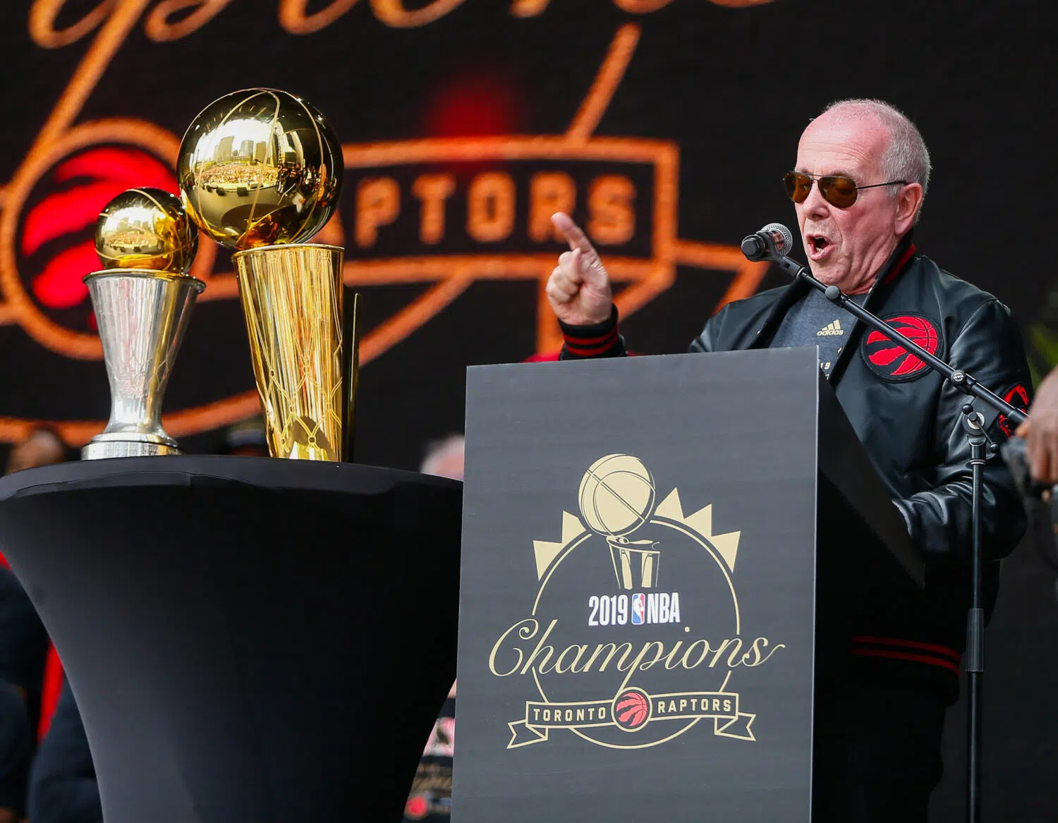 La vente de l'ASSE vue du Canada !