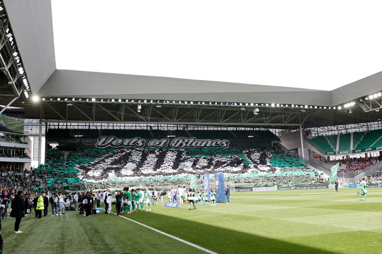 Affluences : L'ASSE domine outrageusement la Ligue 2