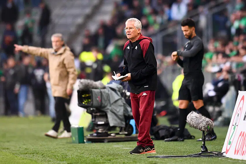 ASSE-Metz : Bölöni s'en prend à son capitaine et ses joueurs !