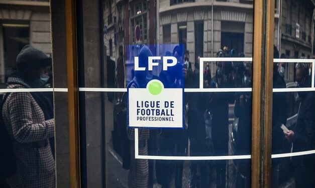 Ligue 2 : Montpellier et Reims sanctionn&eacute;s par la LFP