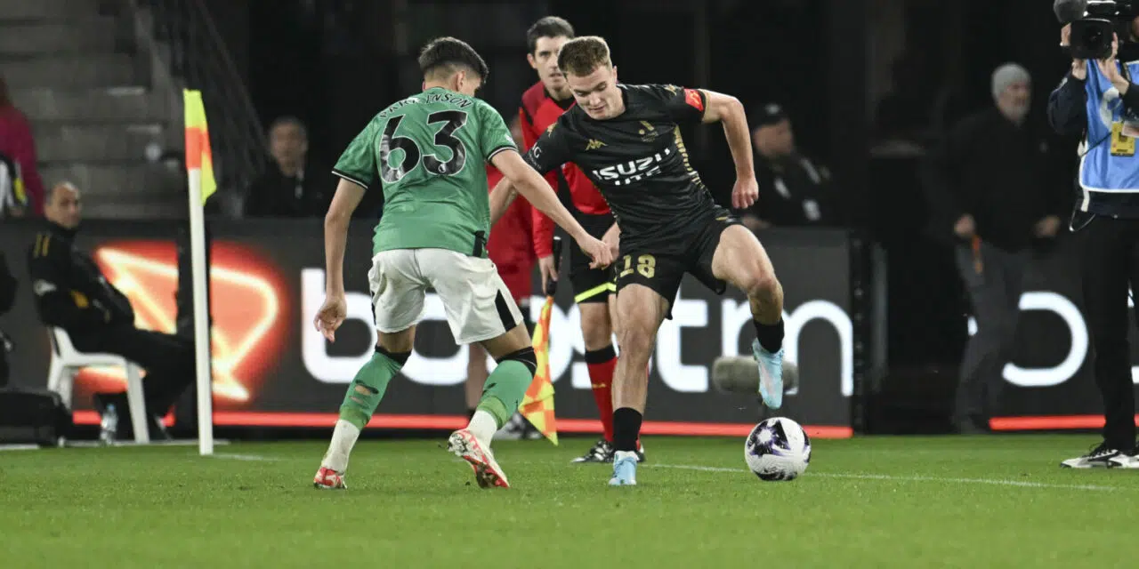 Mercato : Qui es-tu Ben Old, future recrue de l'ASSE ?