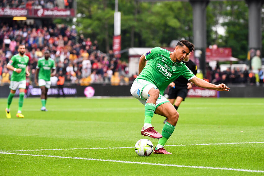 Flash : Moueffek en dit plus sur son avenir à l’ASSE !