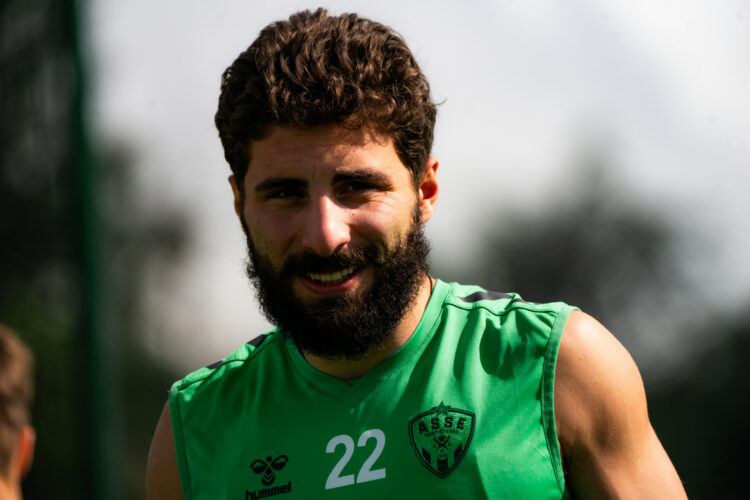 Davitashvili prévient Mikautadze pour le derby ! – ASSE