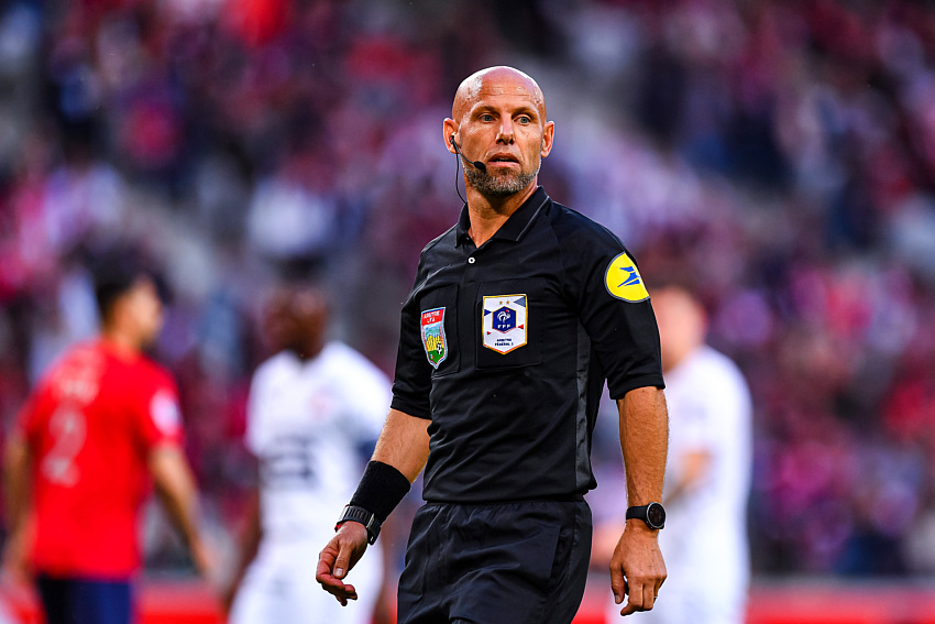 Ligue 1 : Un ancien international français à l’arbitrage