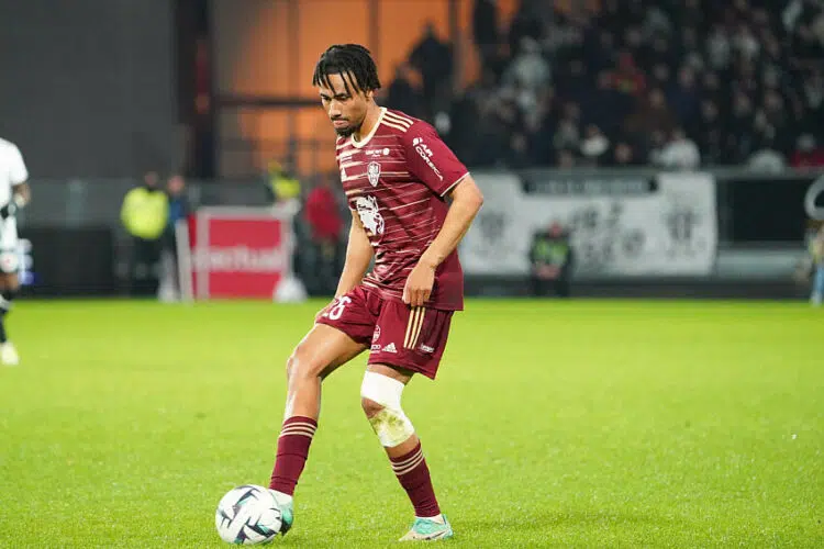 Mercato : Un milieu de Ligue 2 trop cher pour l'ASSE ?