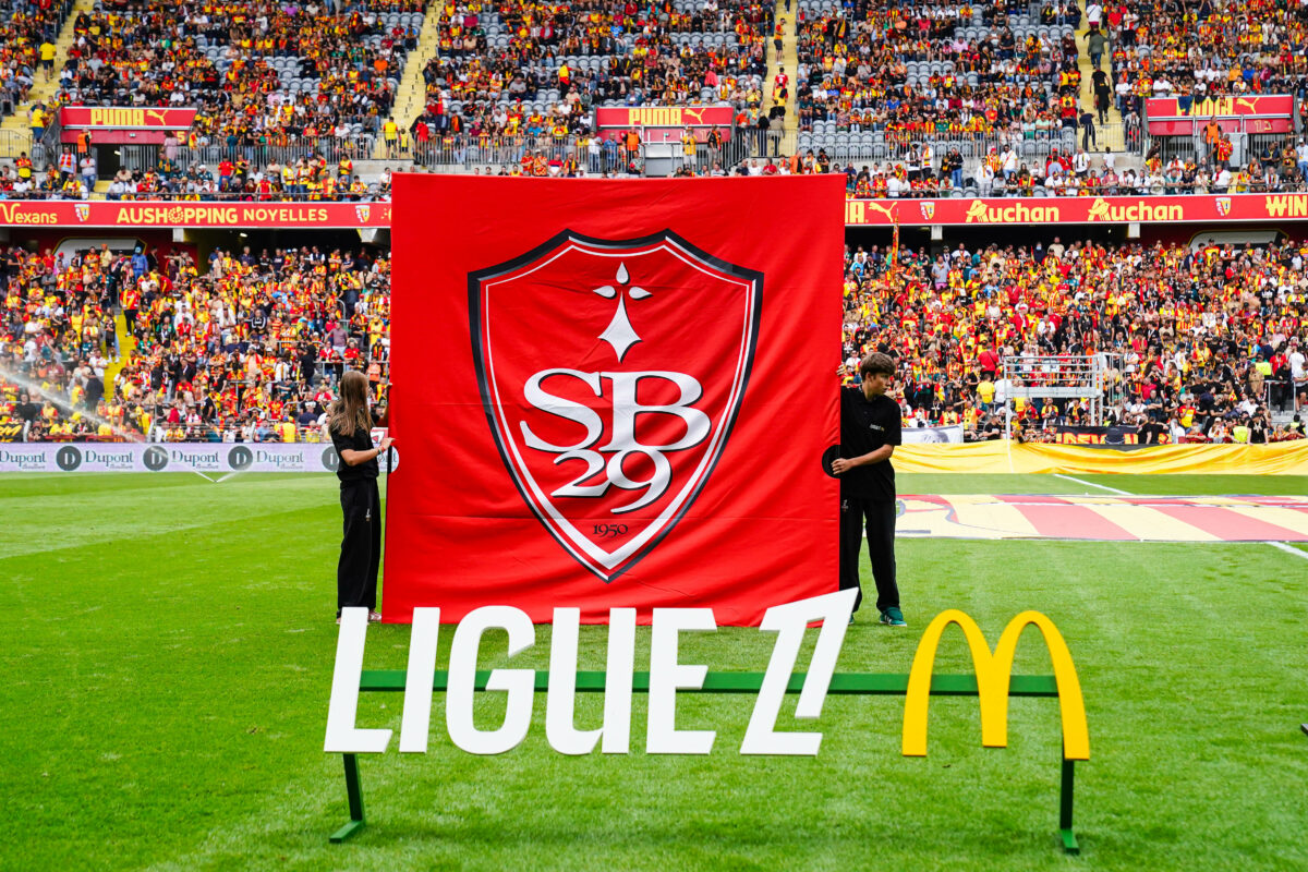 Mercato : L'ASSE enregistre l'arrivée d'un attaquant de Brest