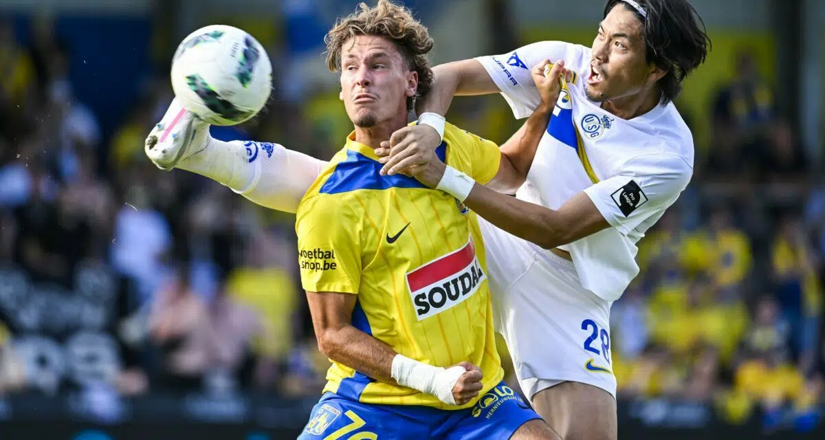 Lucas Stassin pose un tacle appuyé - ASSE