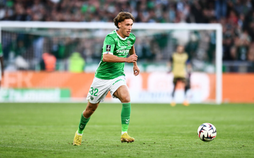 La douche froide pour Lucas Stassin ! - ASSE