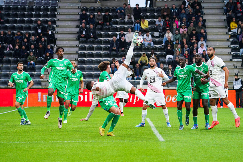 Ligue 1 : Doutes et crises dans la course au maintien - ASSE