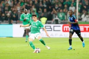 06 Benjamin BOUCHOUARI (asse) during the Ligue 1 MCDonald's match between Saint Etienne and Strasbourg at Stade Geoffroy-Guichard on November 2, 2024 in Saint-Etienne, France.