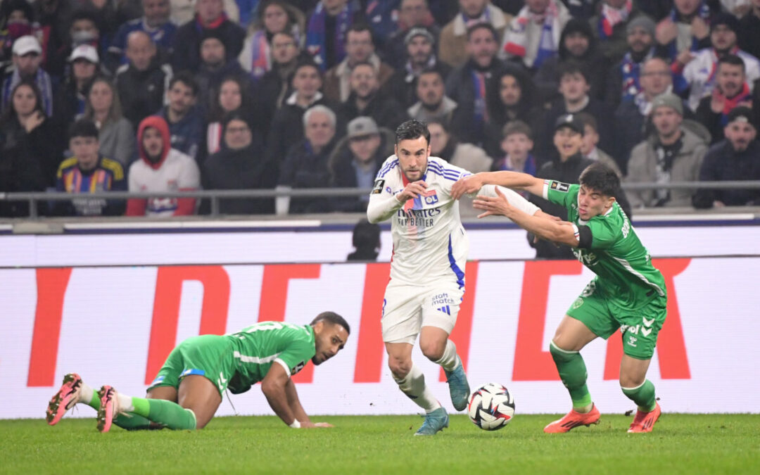 🚨 L'ASSE perd le derby contre l'OL !