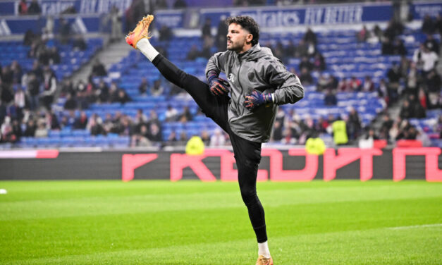 Gautier Larsonneur vivement critiqu&eacute; apr&egrave;s le derby - ASSE