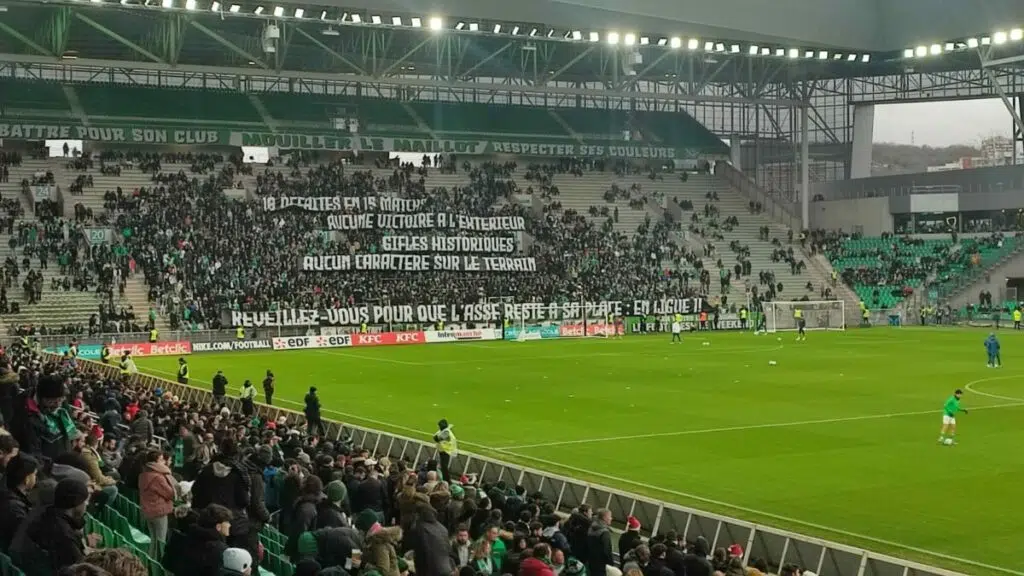 Les banderoles déployées par les Green Angels 92 avant la rencontre face à Marseille. (22 décembre 2024 - 1/32ème de finale de coupe de France)