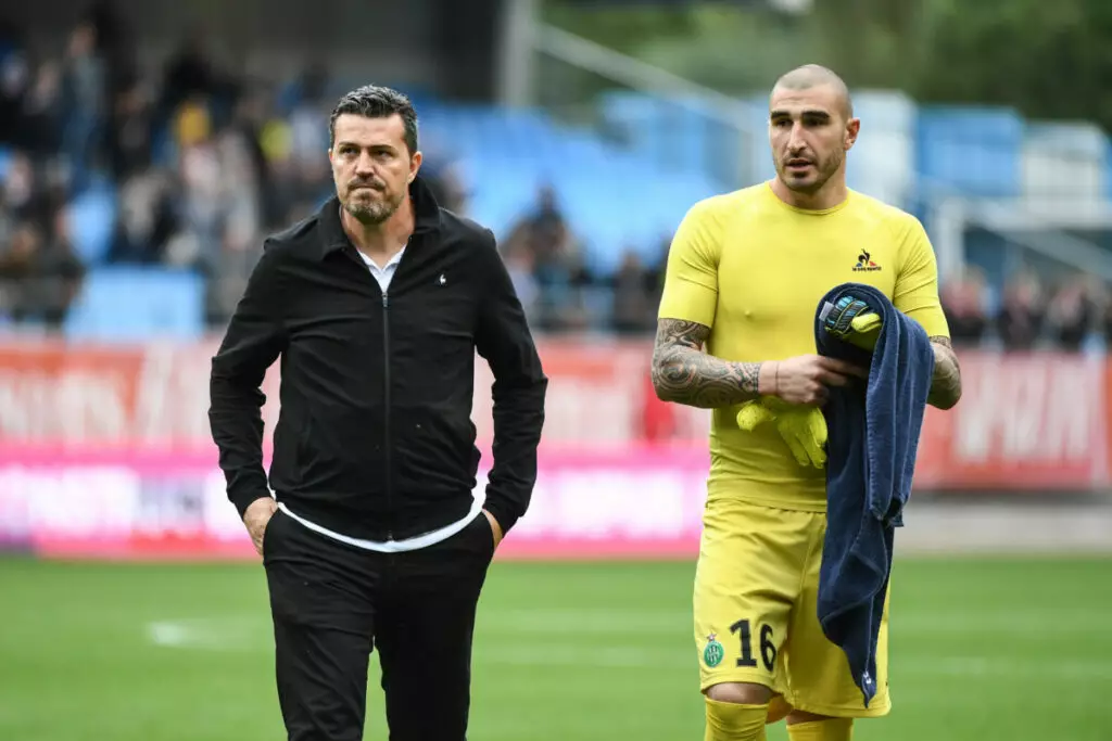 Destination étonnante pour Oscar Garcia ! - ASSE