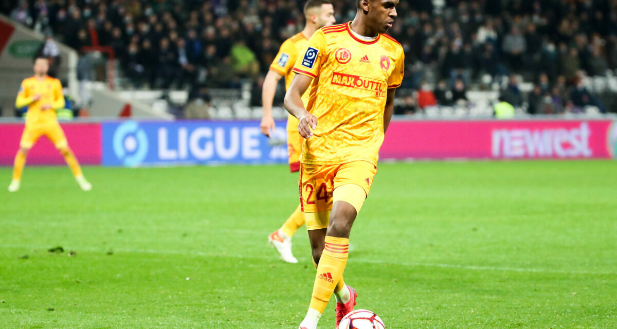 Mercato : Qui es-tu Adilson Malanda, possible recrue de l'ASSE ?