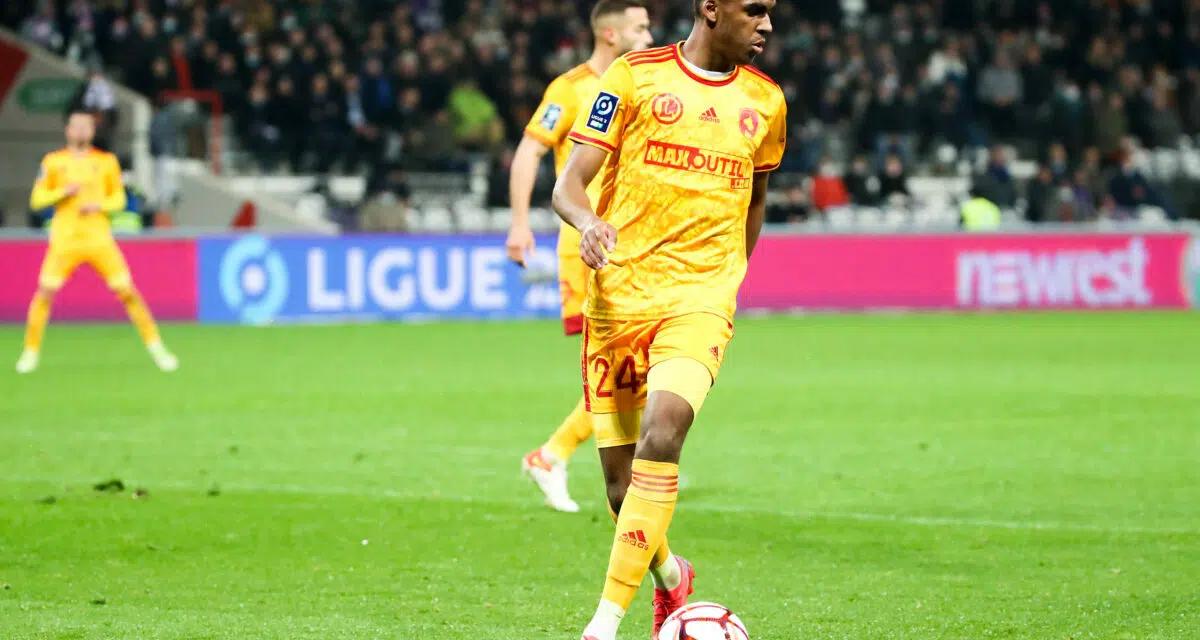 Mercato : Qui es-tu Adilson Malanda, possible recrue de l'ASSE ?