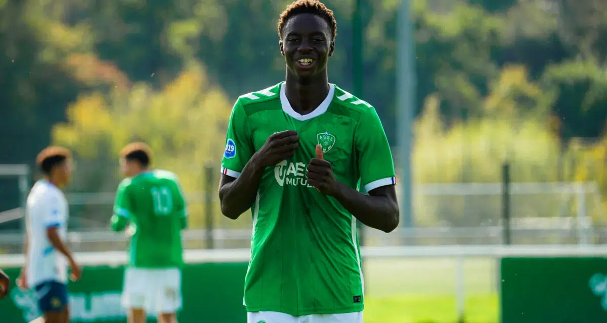 Le but "playstation" de l'ASSE contre Nice !