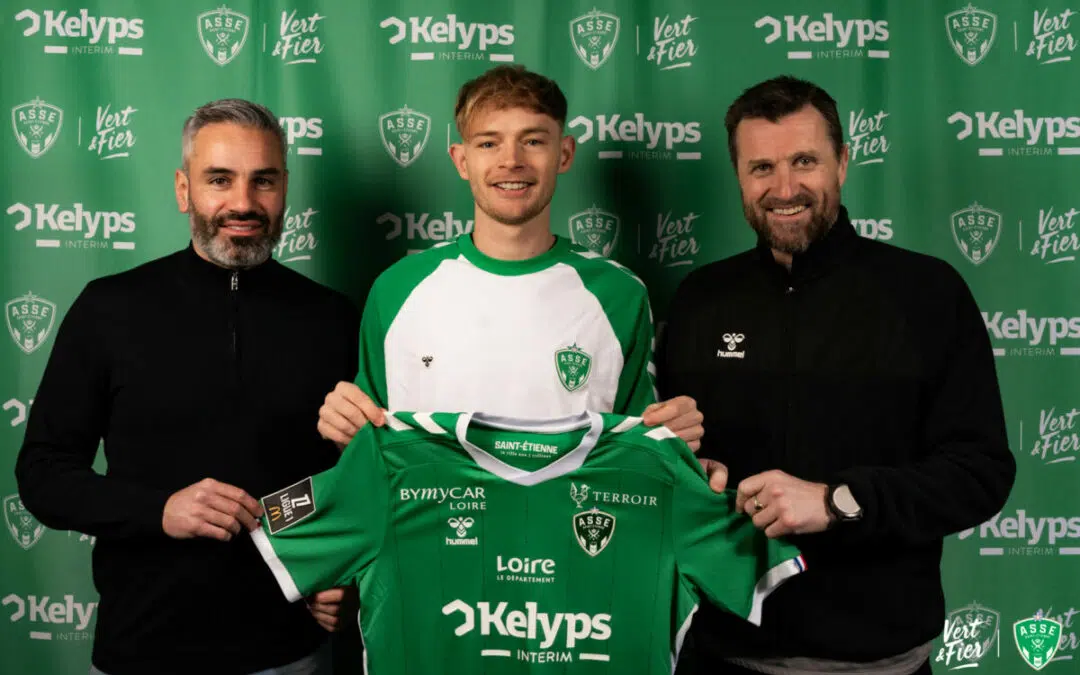 ASSE : Bernauer latéral droit ? Il lève le doute