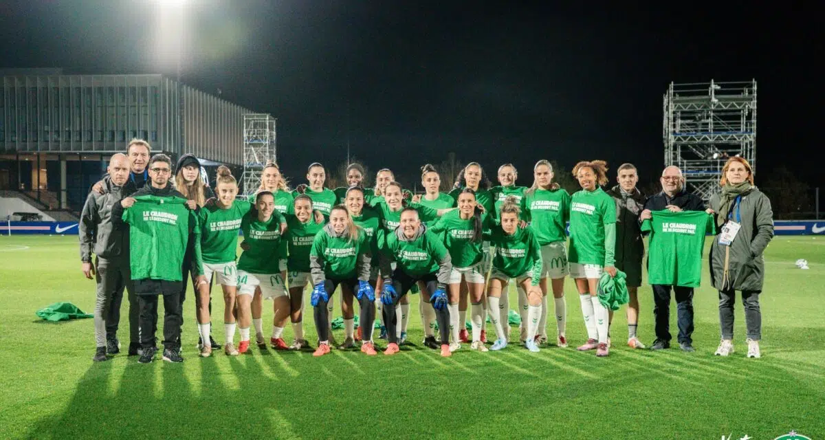 Naufrage en première mi-temps face au PSG - ASSE