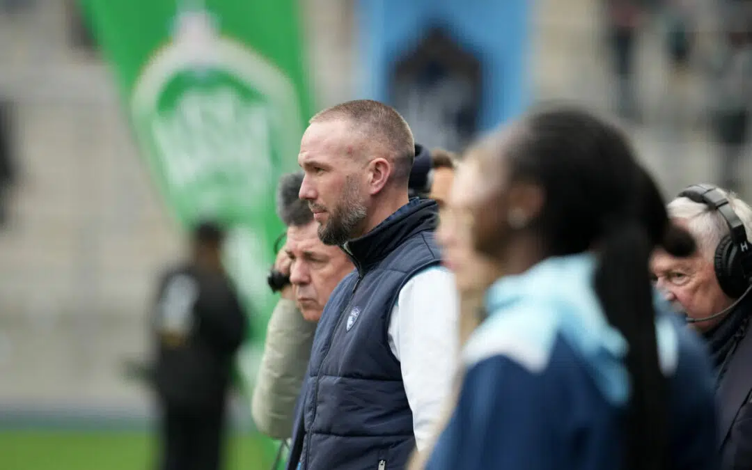 Derby ASSE-OL : Didier Digard tape du poing sur la table !