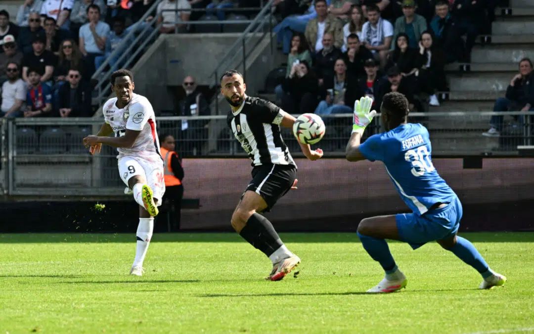 Ligue 1 : Angers s'inquiète réellement - ASSE