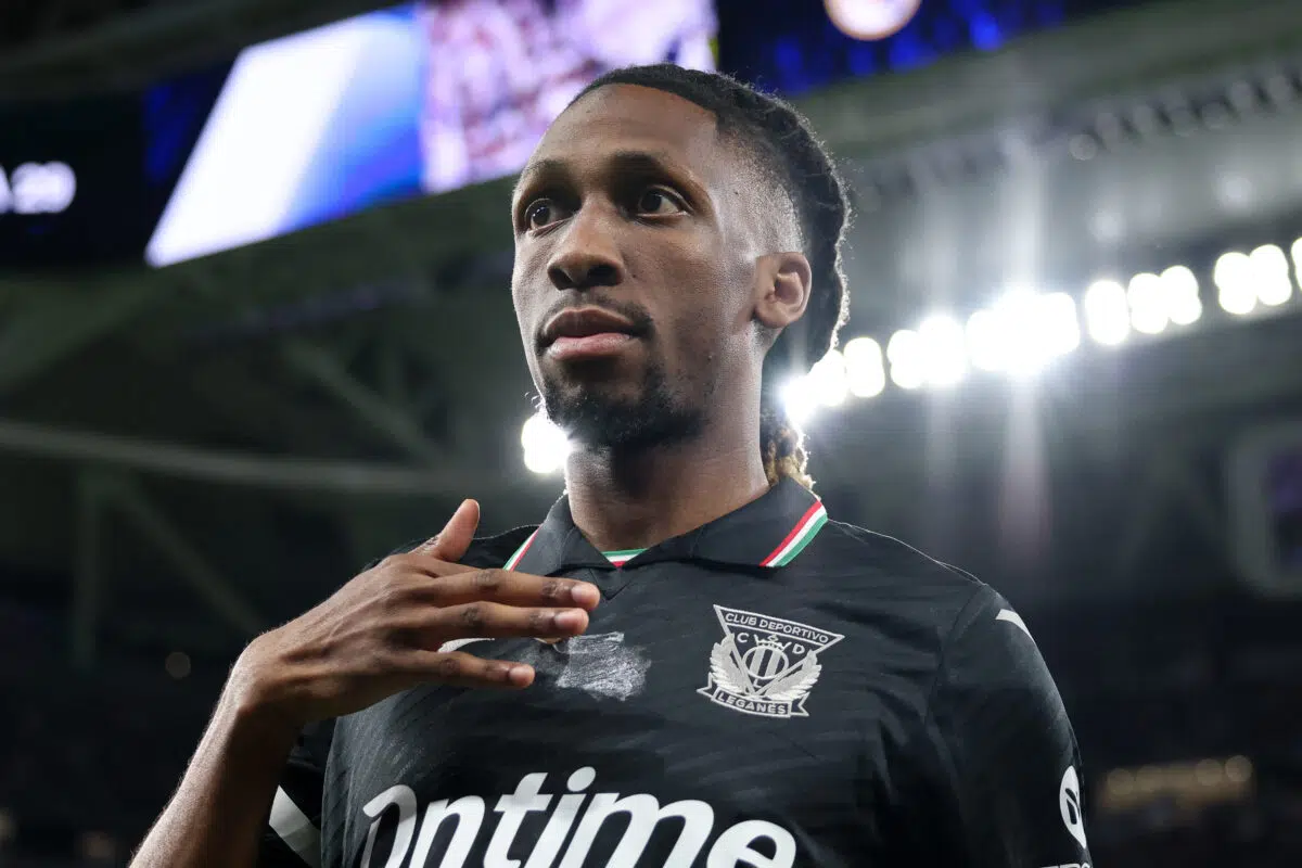 Mercato : Yvan Neyou (Ex-ASSE) pourrait signer son grand retour