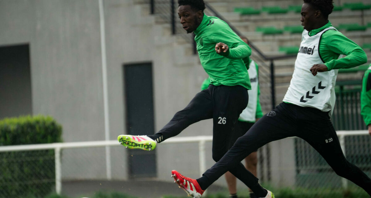 ASSE : Le club fait monter un jeune avec les pros