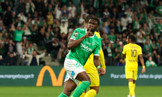 ASSE : Dylan Batubinsika trollé après sa célébration lunaire
