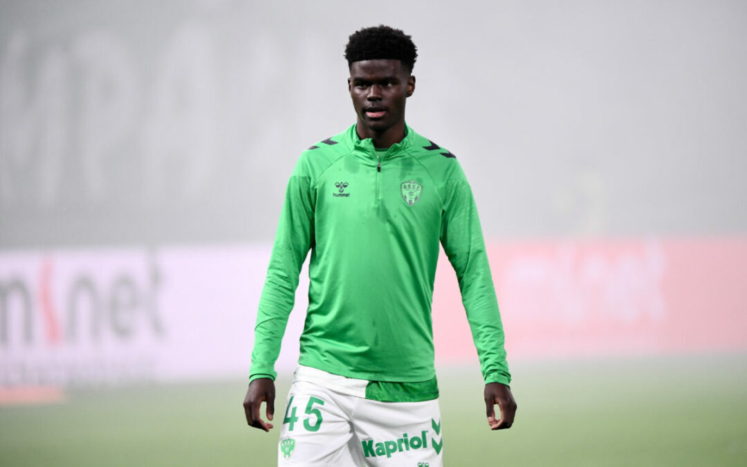 ASSE : Un défenseur signe un contrat de 3 saisons !