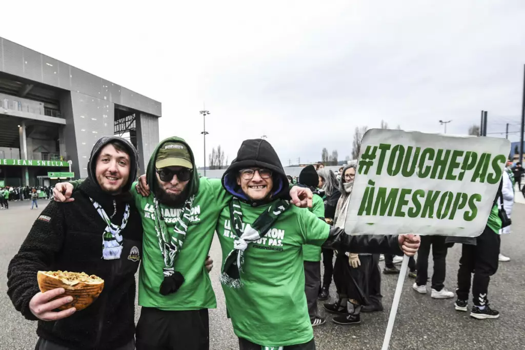 ASSE : Dissolution évitée pour les groupes ultras !