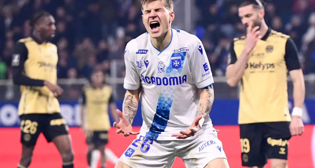 Mercato : Écarté, Paul Joly sur le départ… l’ASSE négocie !