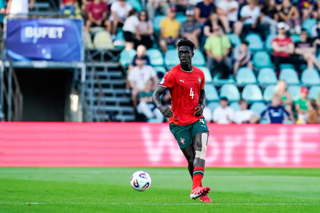 Mercato : Qui est Chico Lamba, la nouvelle recrue de l'ASSE ?