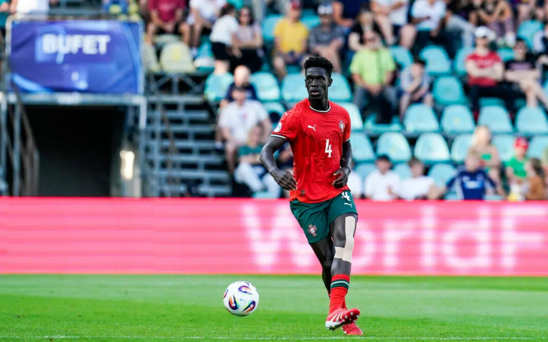 Mercato : Qui est Chico Lamba, la nouvelle recrue de l'ASSE ?