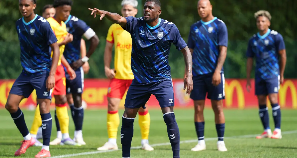 Ligue 2 : Un concurrent toujours sans entraîneur ! - ASSE