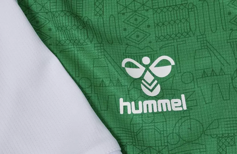 Nouveau maillot de l'ASSE : Un accueil modéré… voire glacial !