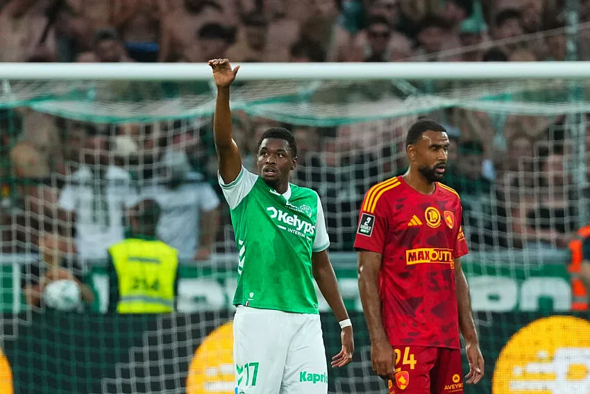 ASSE - Rodez : Les Verts enflamment le Chaudron !