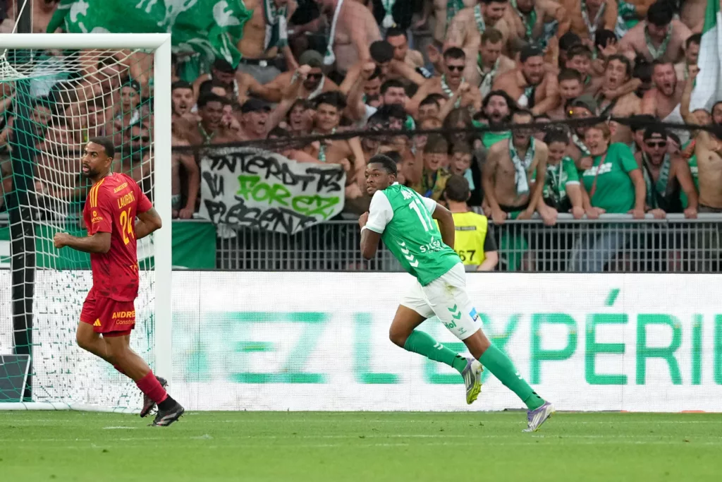 ASSE : Irvin Cardona réagit à la forte concurrence en attaque !