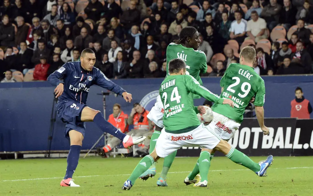 Mercato : Coup de poignard de l'ASSE à un ancien buteur