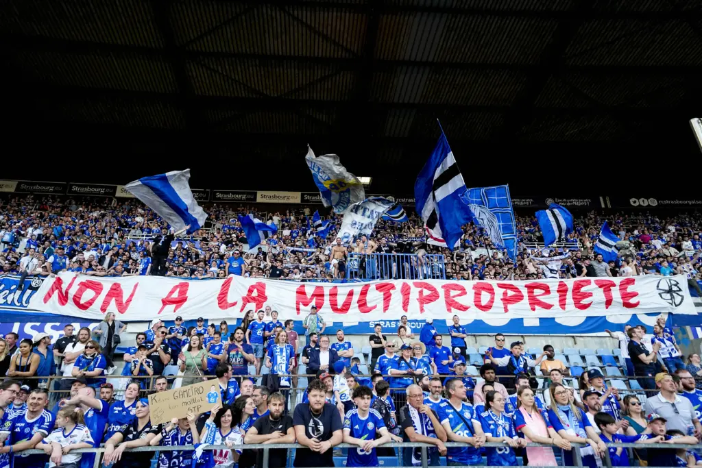 Foot : une loi contre la multipropriété ?