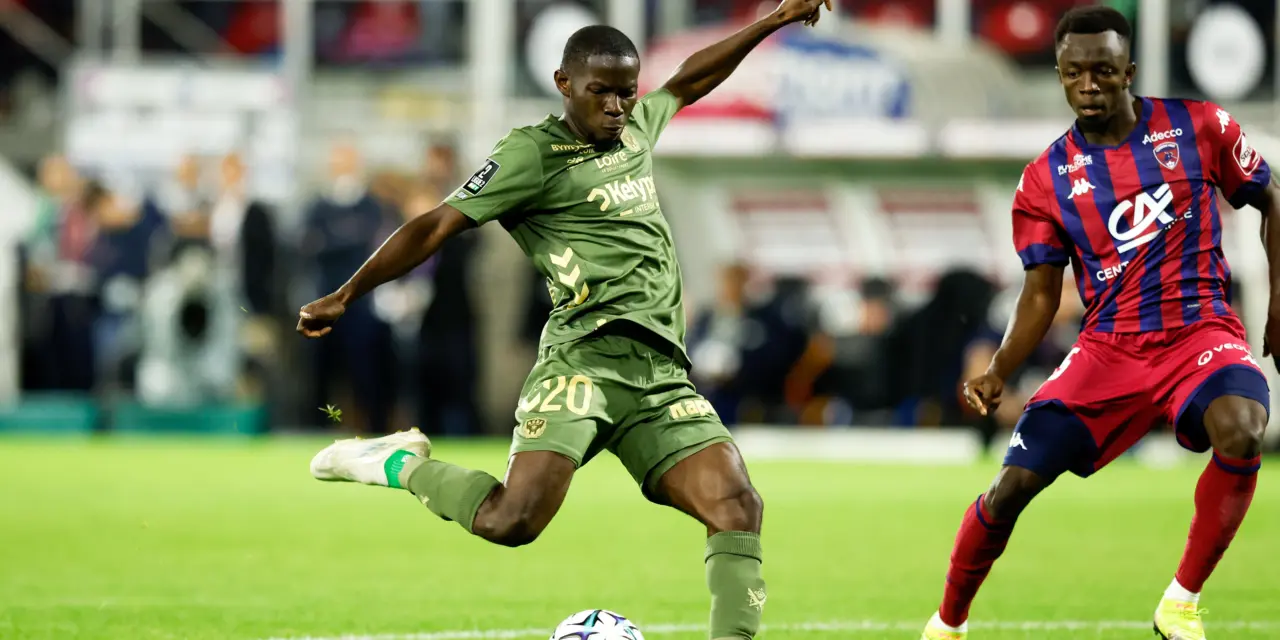 Non sans mal, l'ASSE l'emporte à Clermont !