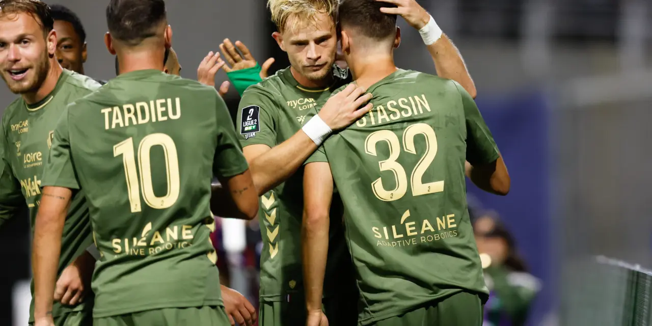 ASSE : "il y a une équipe sans 9 et avec 9"