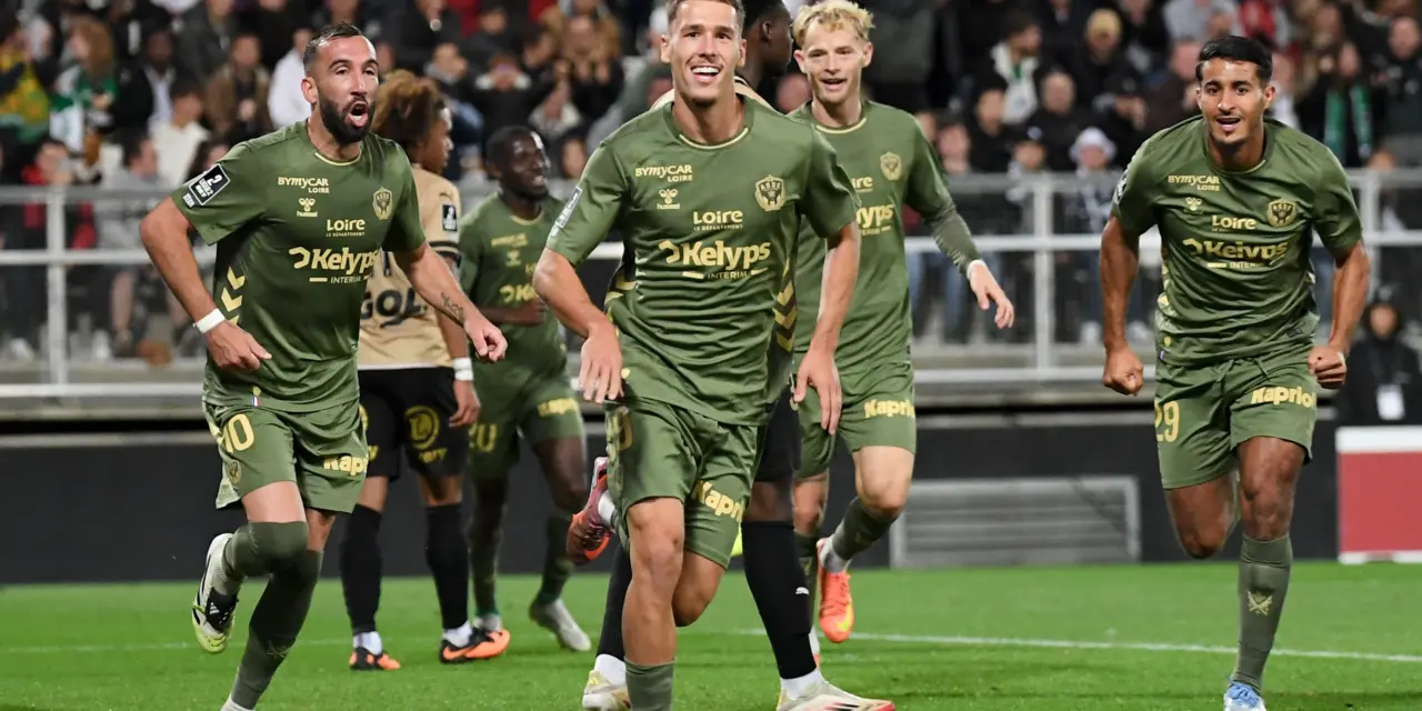Ligue 2 : Une soirée de folie, l'ASSE suivie de près !