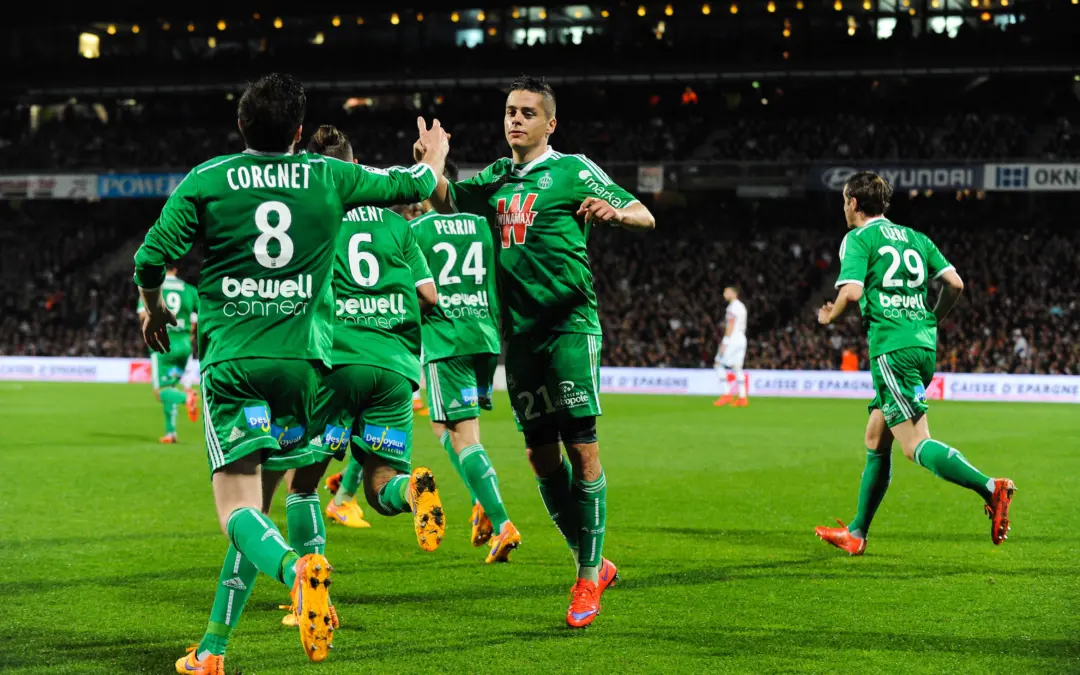 ASSE : "On joue à Lyon, je ne suis pas titulaire, donc je boude..."