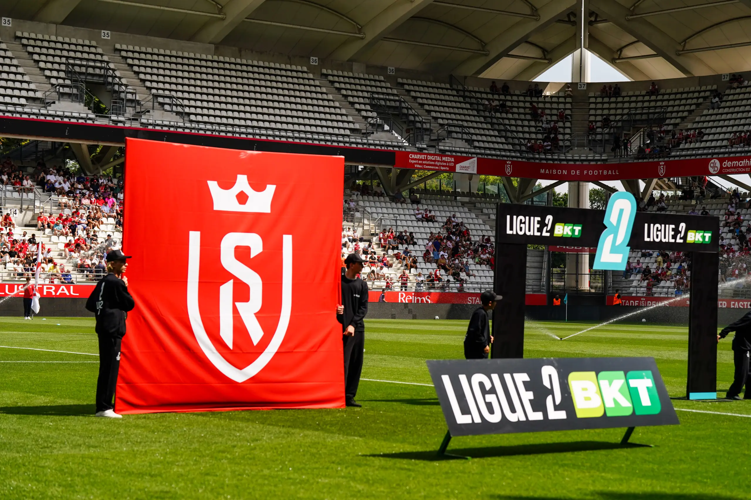 Ligue 2 : Reims met l'ASSE sous pression !