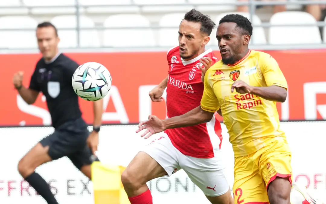 ASSE-Le Mans : Lucas Calodat lance la rencontre !