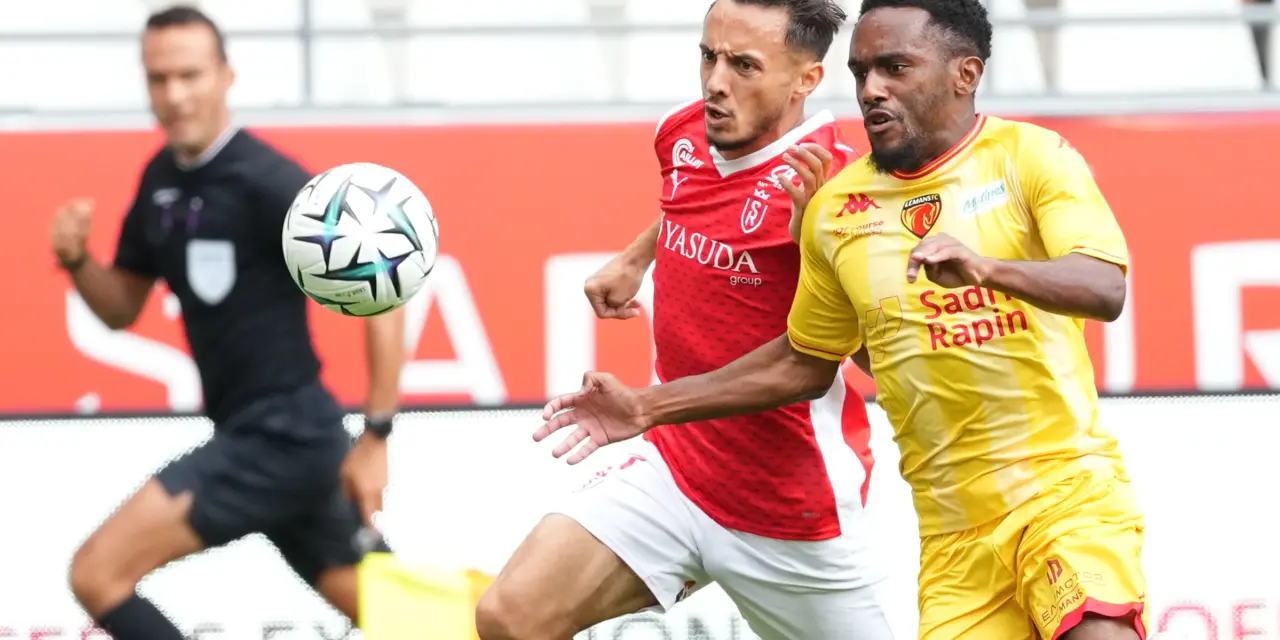 ASSE-Le Mans : Lucas Calodat lance la rencontre !