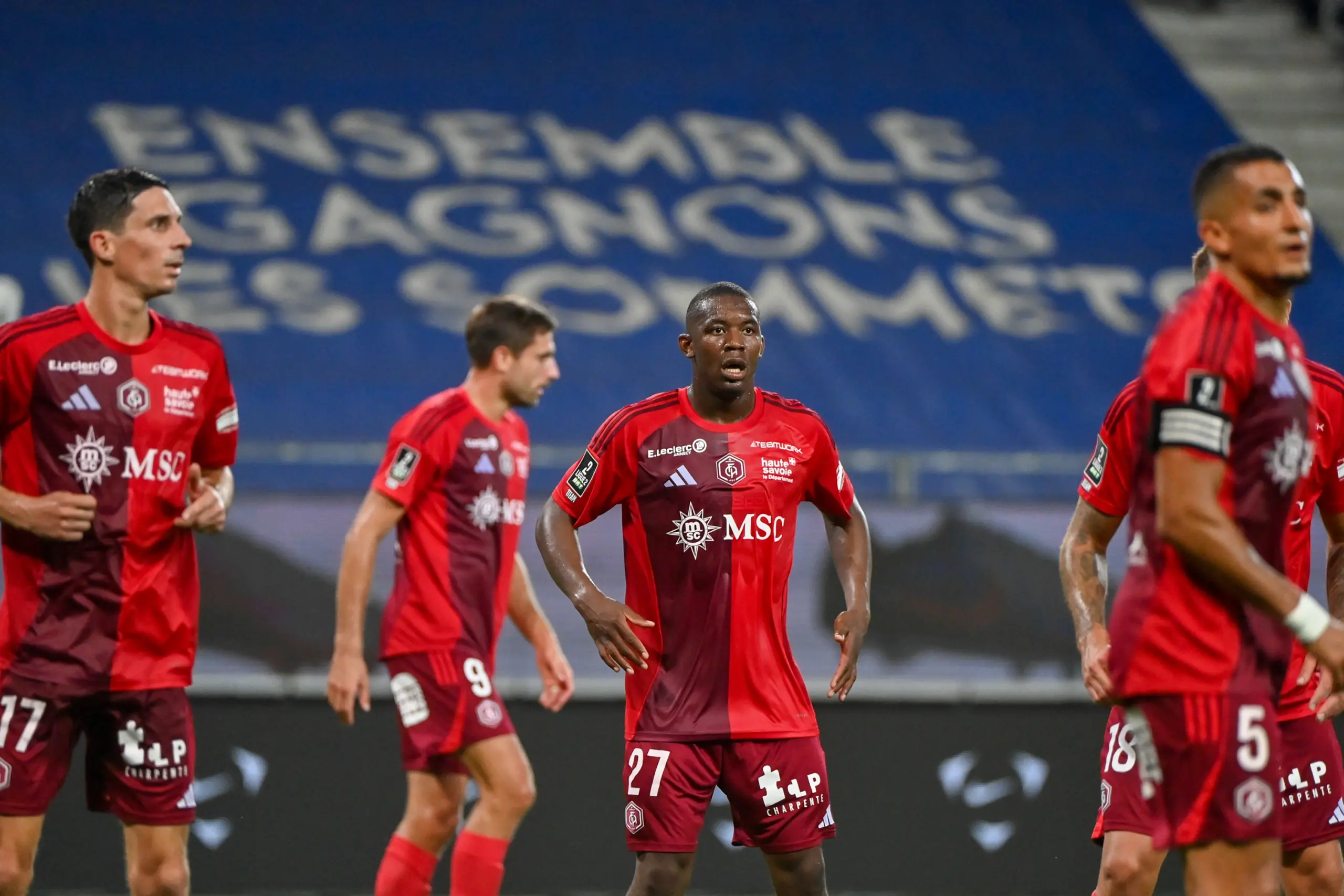Annecy - ASSE : "Les Verts ? Un peu au-dessus du Paris FC"