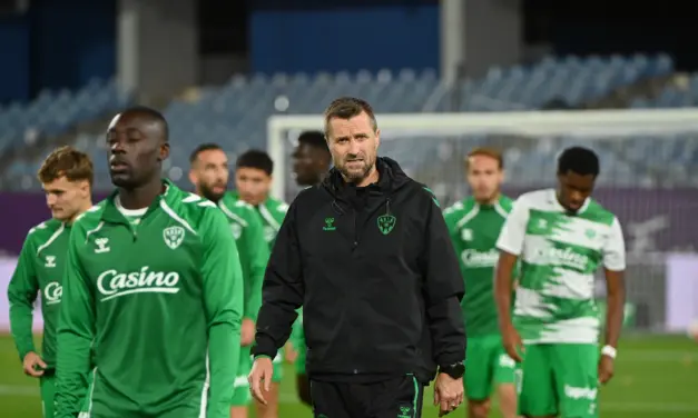 ASSE : Critiqu&eacute;, Horneland redistribue les cartes en interne. Point sur les temps de jeu