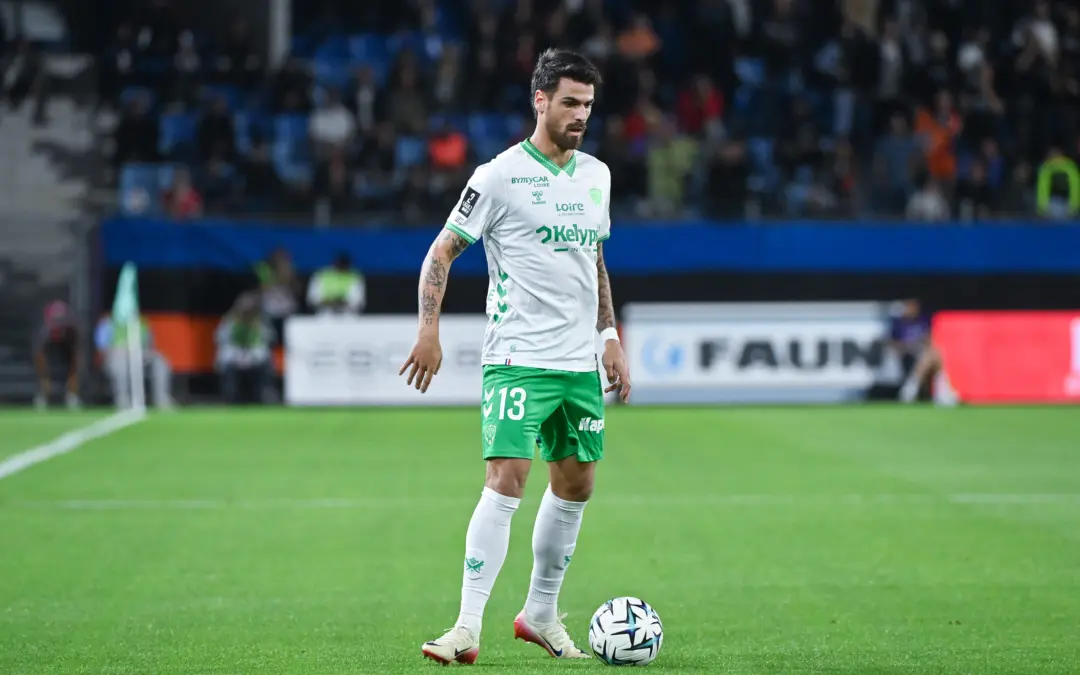 ASSE : Un repositionnement inattendu en défense !
