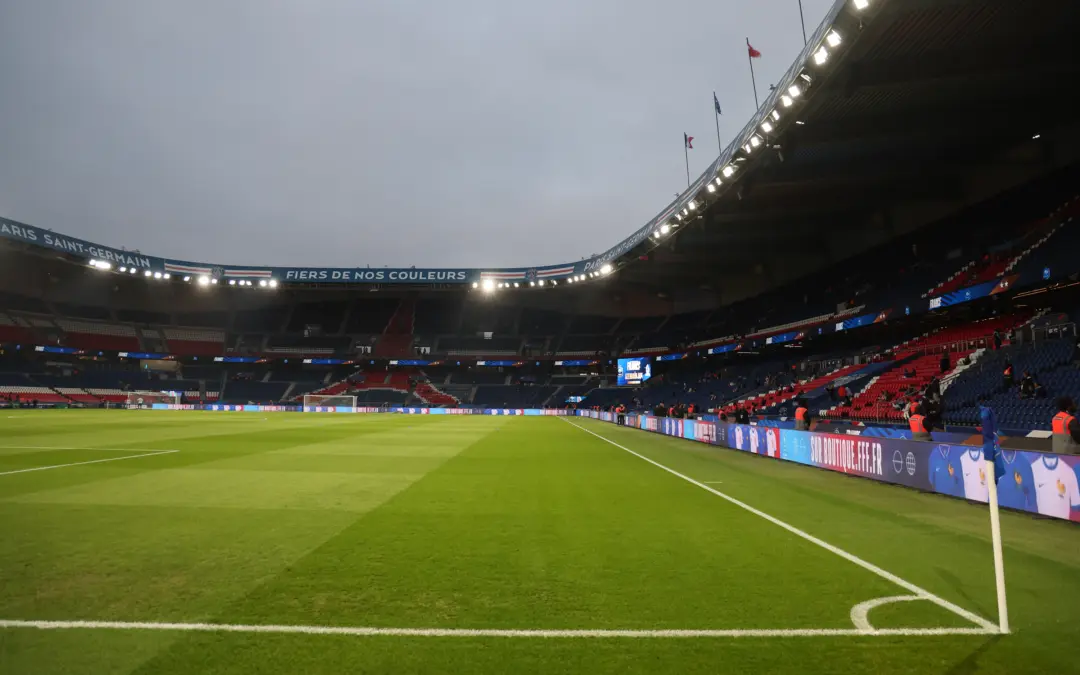 Ligue 1 et Ligue 2 : La liste choc des clubs à vendre !